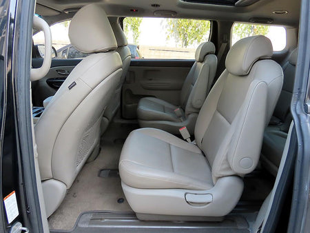 Kia Carnival — photo 06