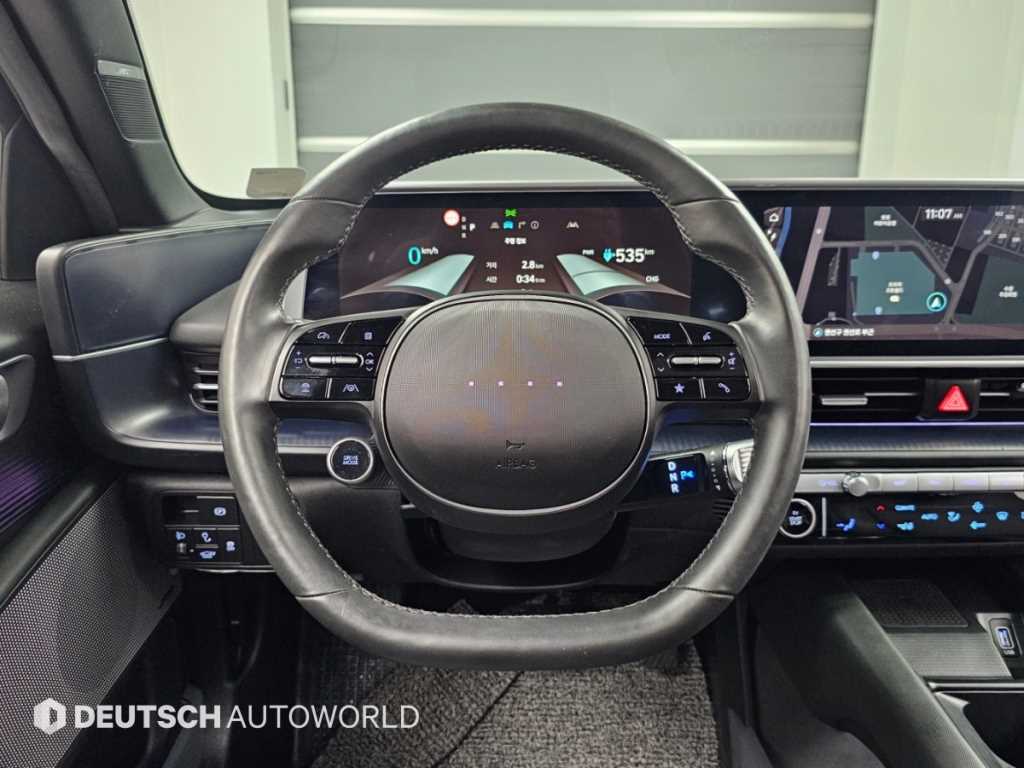 Hyundai Ioniq6 — photo 13
