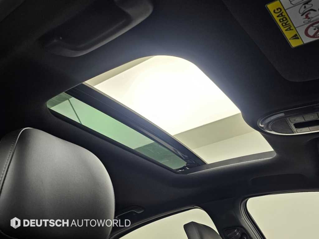 Hyundai Ioniq6 — photo 18