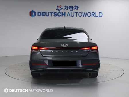 Hyundai Avante — photo 04