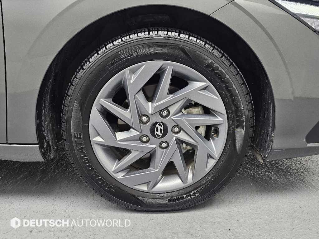 Hyundai Avante — photo 05