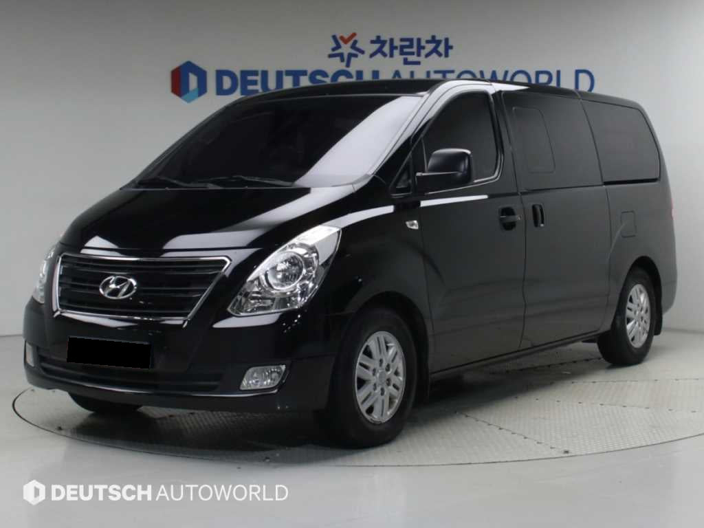 Hyundai Starex — photo 01