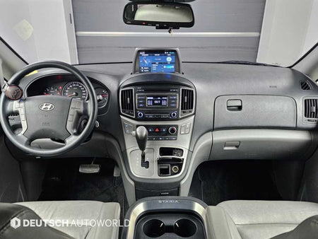 Hyundai Starex — photo 07