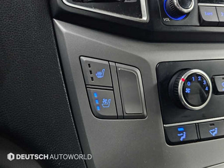 Hyundai Starex — photo 17