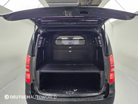 Hyundai Starex — photo 19