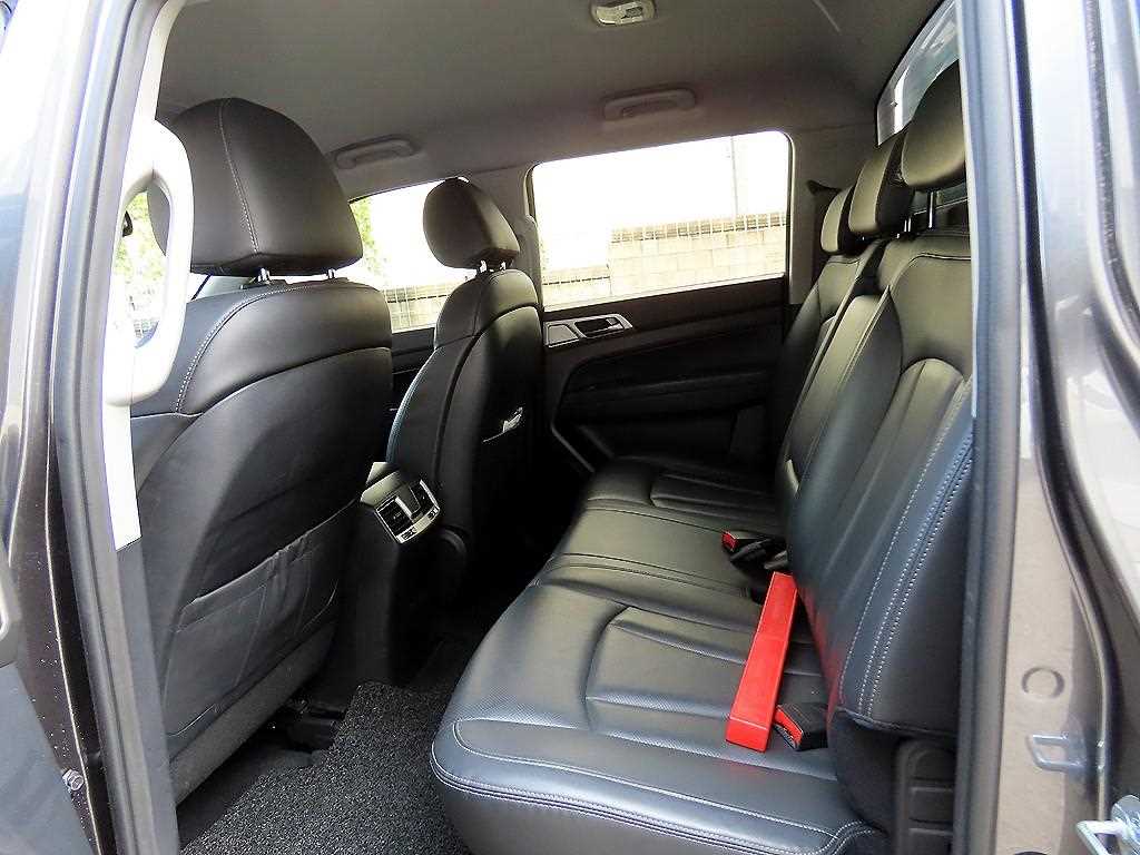 KGM Rexton Sports — photo 06