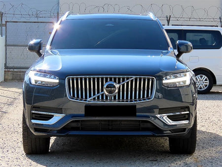 Volvo XC90 — photo 01