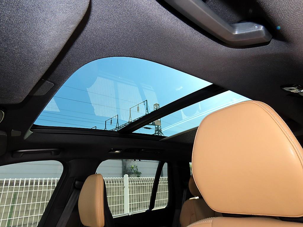 Volvo XC90 — photo 16