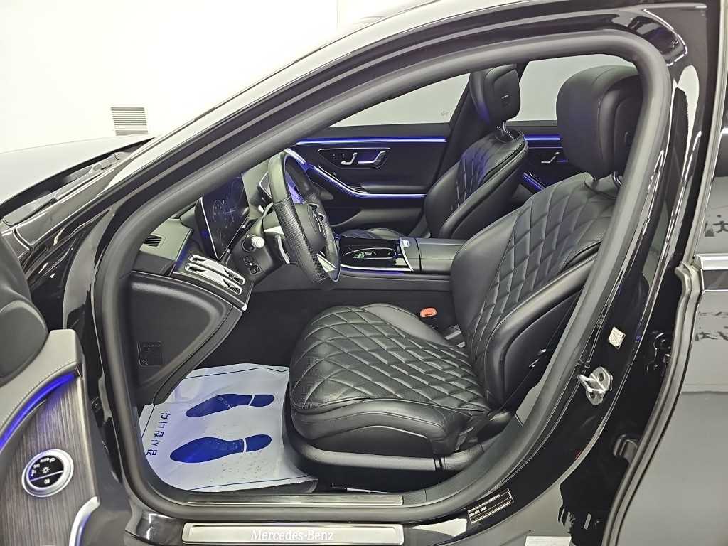 Mercedes-Benz S-Class — photo 11