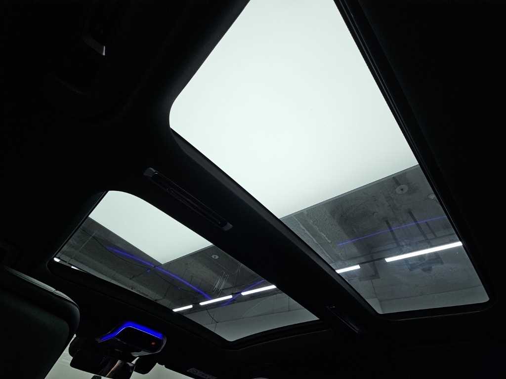 Mercedes-Benz S-Class — photo 15