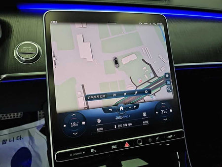 Mercedes-Benz S-Class — photo 16