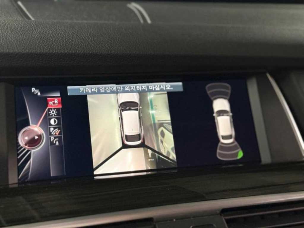 BMW Gran Turismo — photo 17