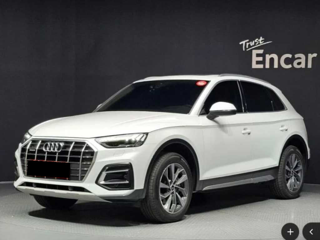 Audi Q5 — photo 01