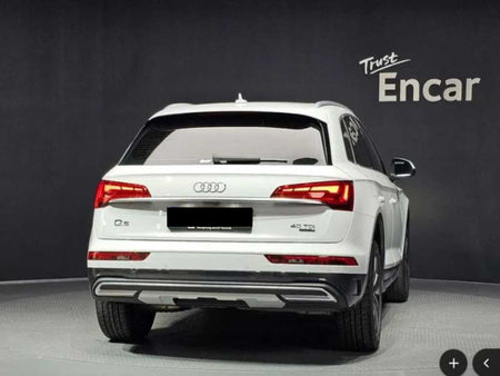 Audi Q5 — photo 04