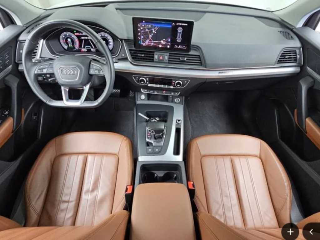 Audi Q5 — photo 08
