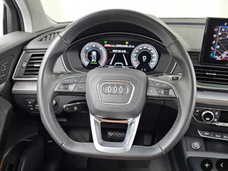 Audi Q5 — photo 17