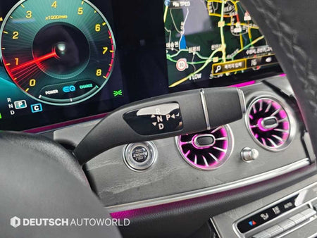 Mercedes-Benz E-Class — photo 09