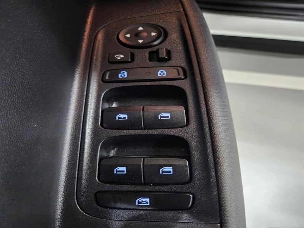 Hyundai Casper — photo 15