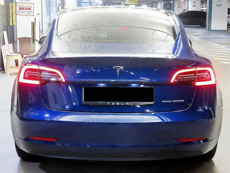 Tesla Model 3 — photo 05