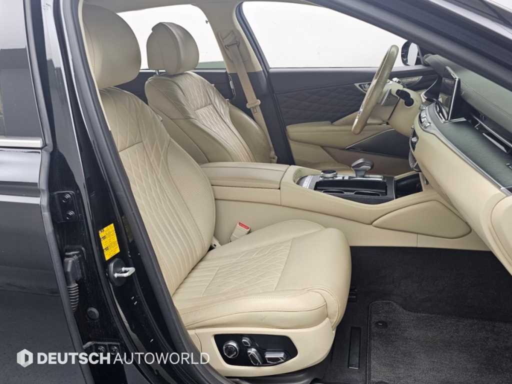 Kia K9 — photo 10