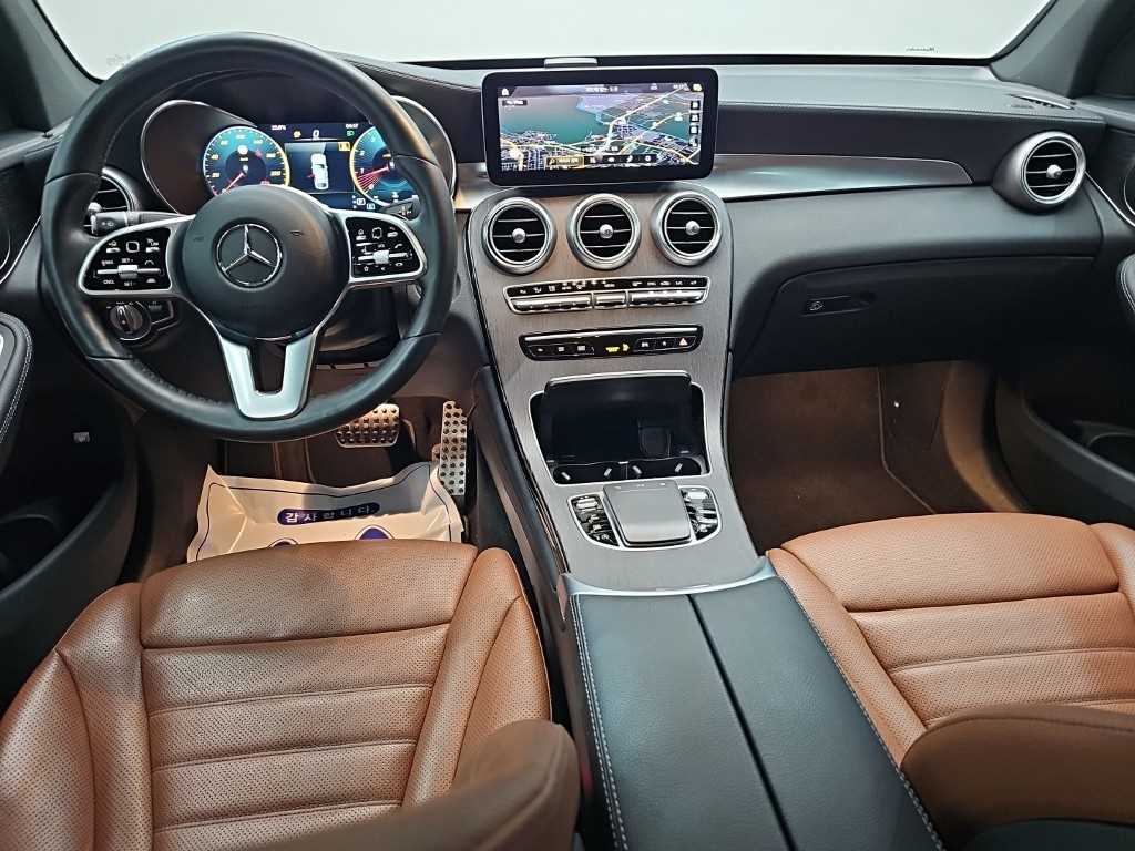 Mercedes-Benz GLC-Class — photo 07