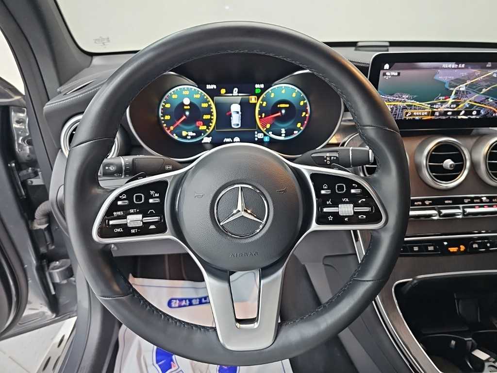Mercedes-Benz GLC-Class — photo 09