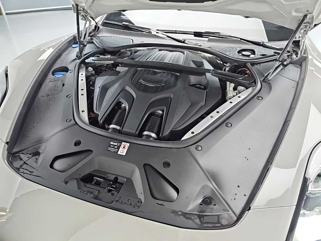Porsche Panamera — photo 05