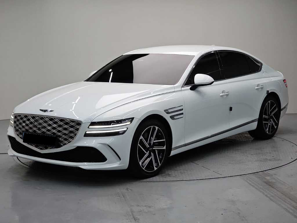 Genesis G80 — photo 01