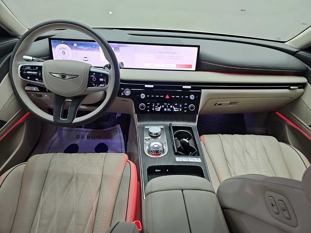 Genesis G80 — photo 07