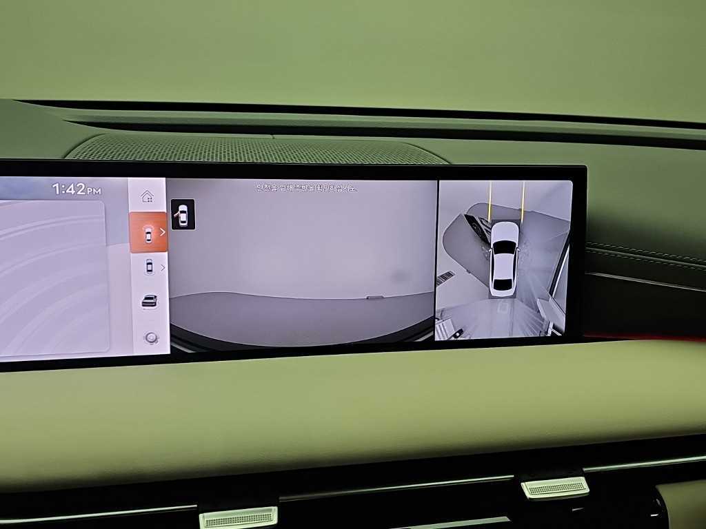 Genesis G80 — photo 17