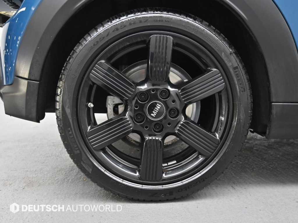 Mini Cooper Convertible — photo 05
