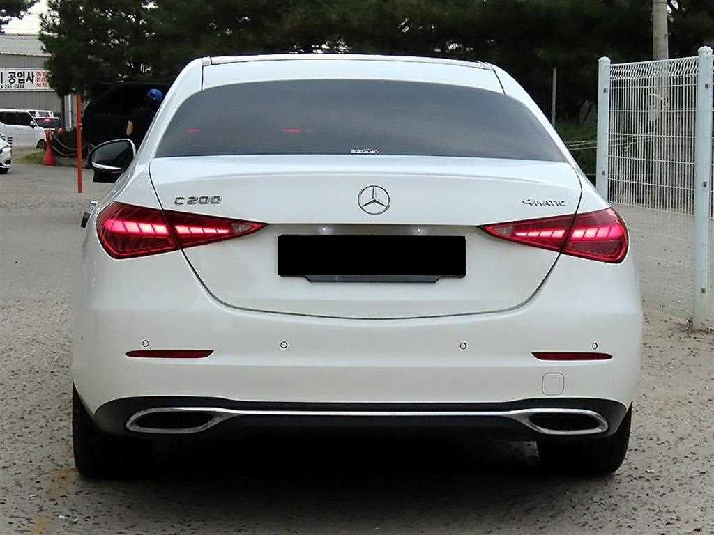 Mercedes-Benz C-Class — photo 04
