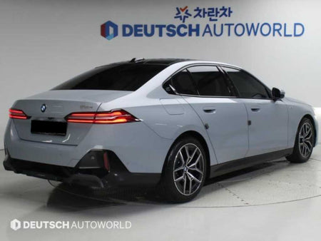 BMW 5-Series — photo 02