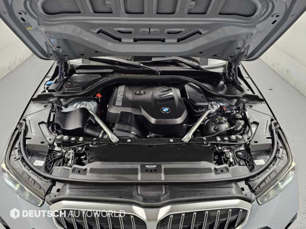 BMW 5-Series — photo 06