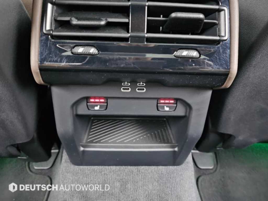 BMW 5-Series — photo 16