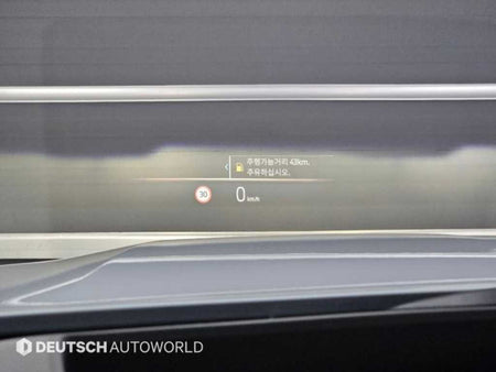 BMW 5-Series — photo 17