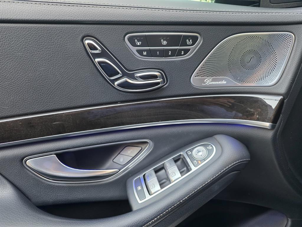 Mercedes-Benz S-Class — photo 07
