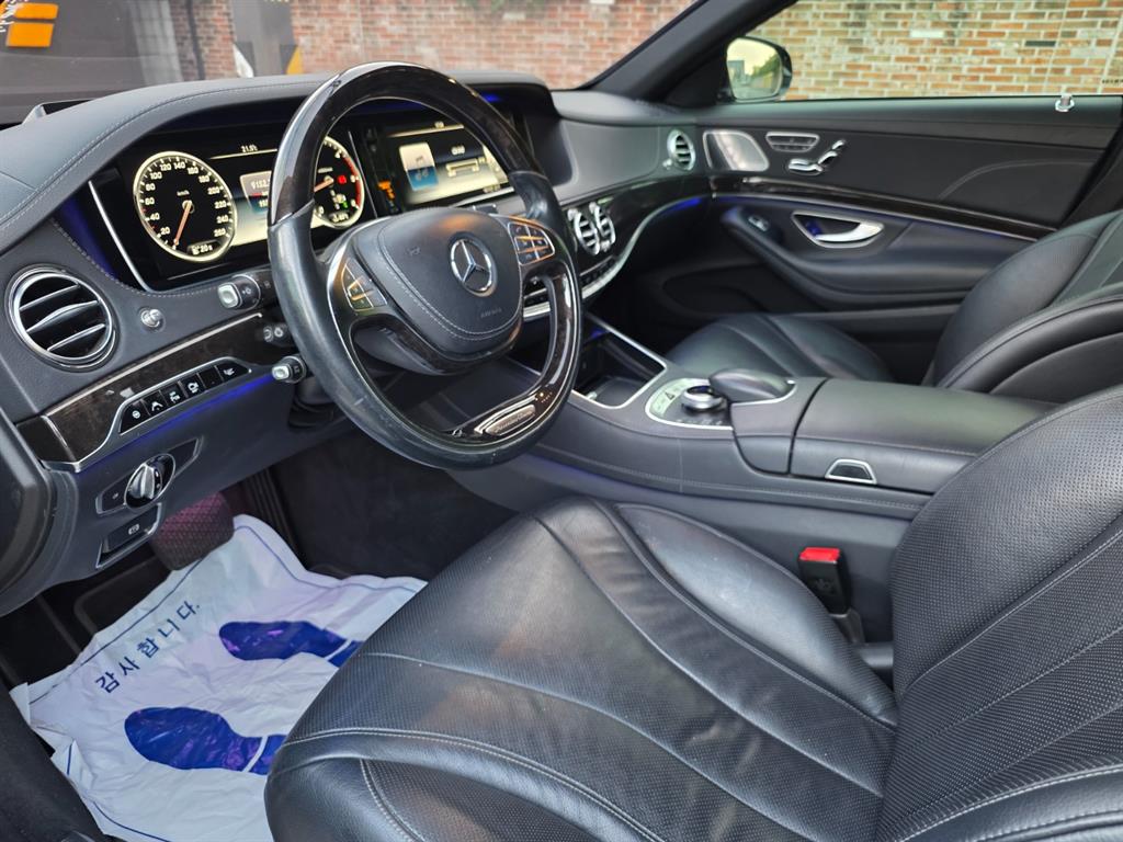 Mercedes-Benz S-Class — photo 10