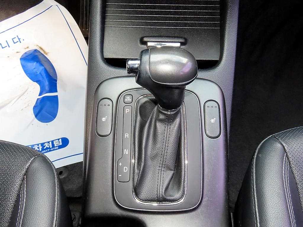 Kia K3 — photo 10