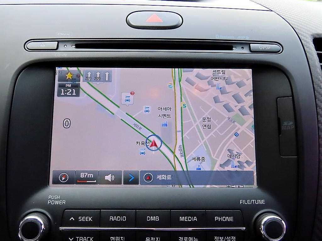 Kia K3 — photo 14