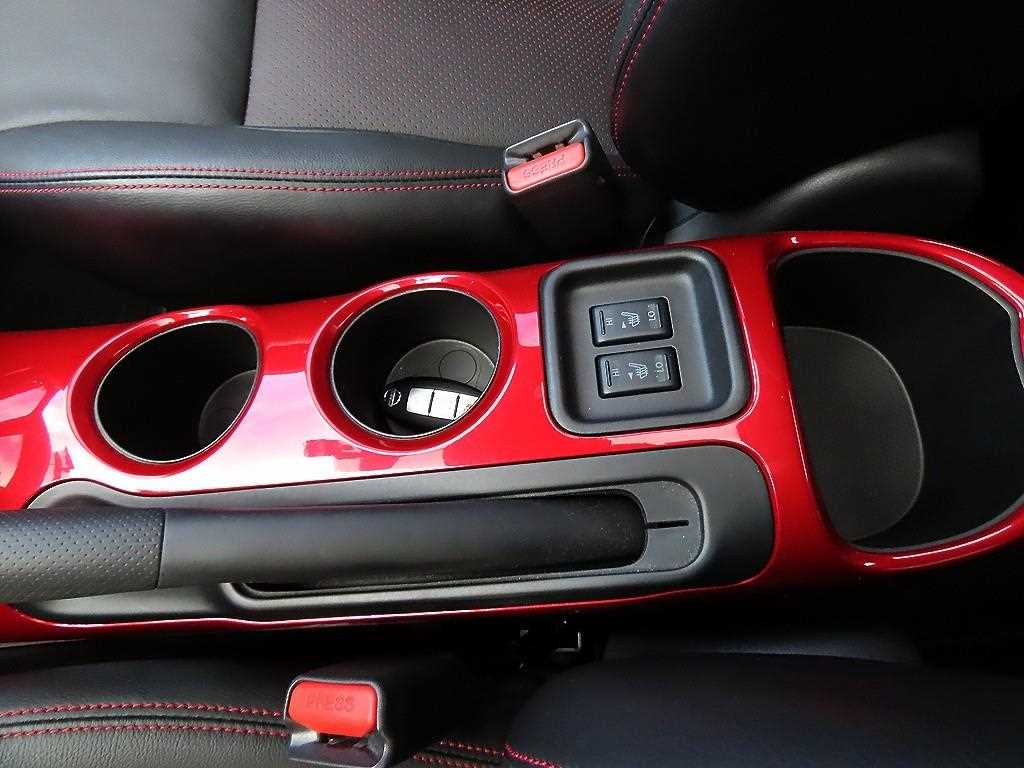 Nissan Juke — photo 13