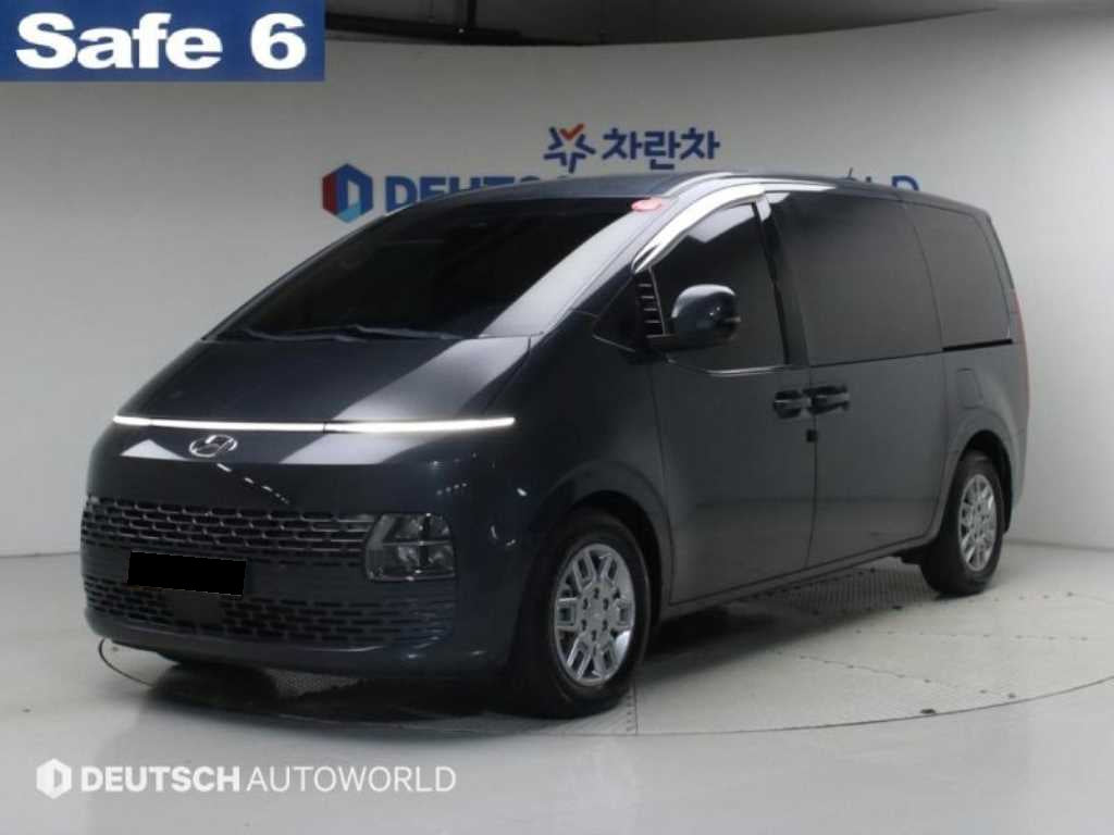 Hyundai Staria — photo 01