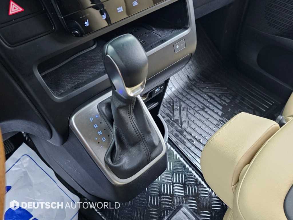 Hyundai Staria — photo 09