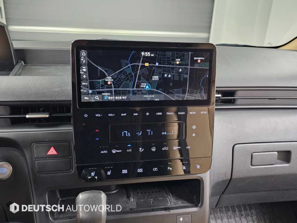 Hyundai Staria — photo 14