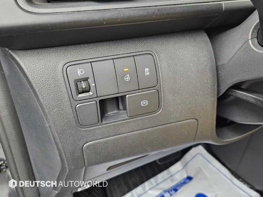 Hyundai Staria — photo 16