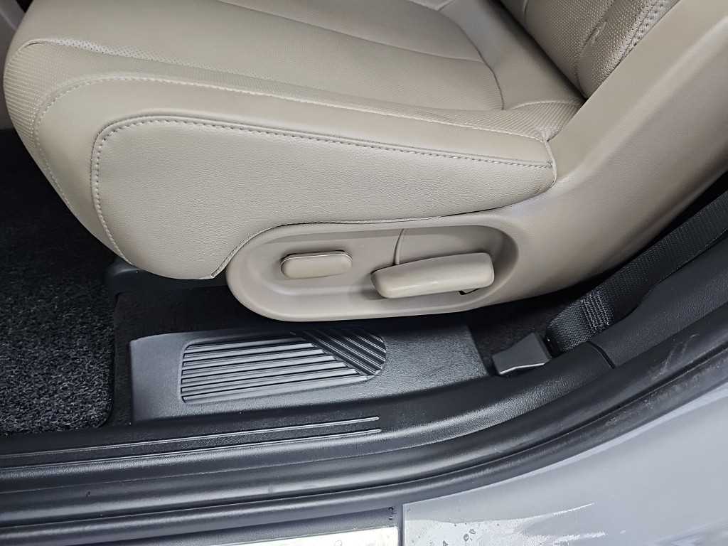 Hyundai Ioniq5 — photo 14