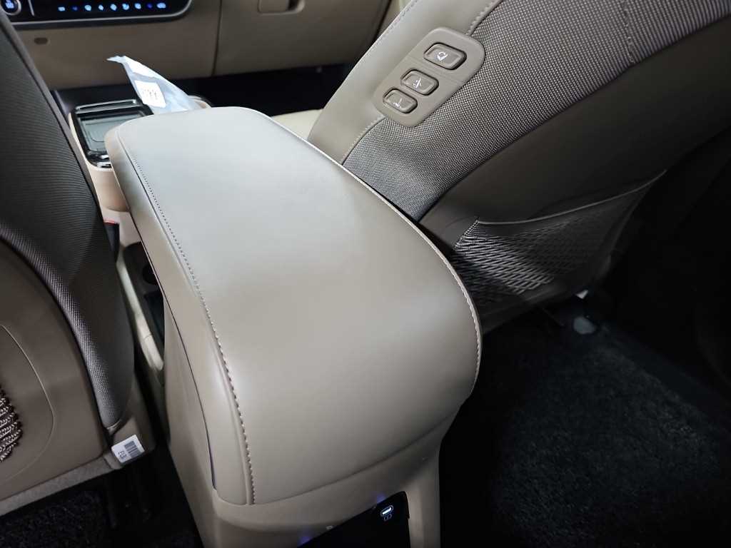 Hyundai Ioniq5 — photo 15