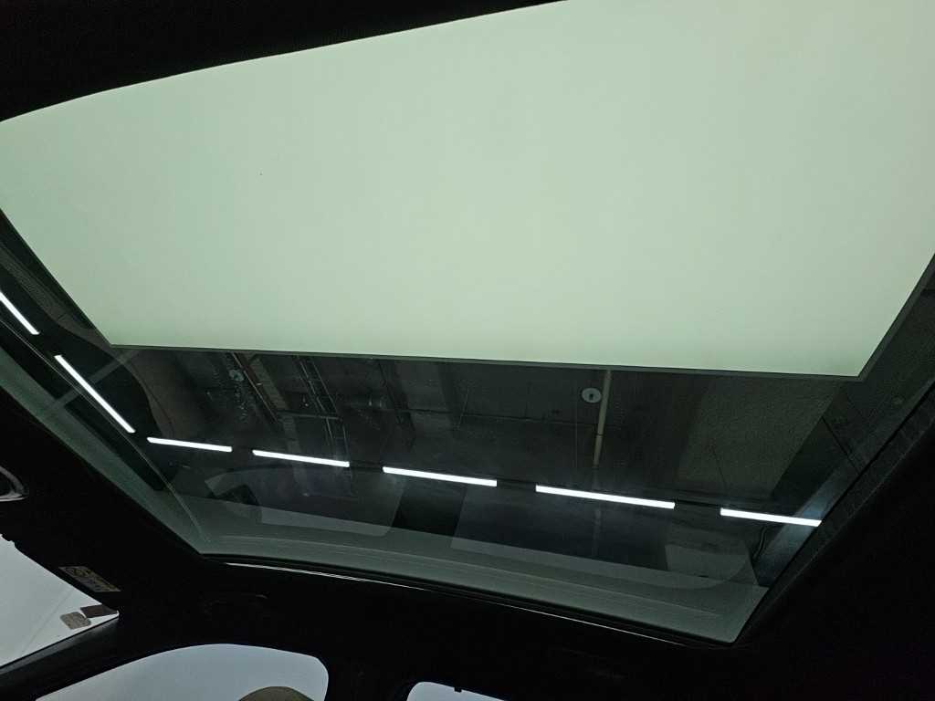 Hyundai Ioniq5 — photo 16