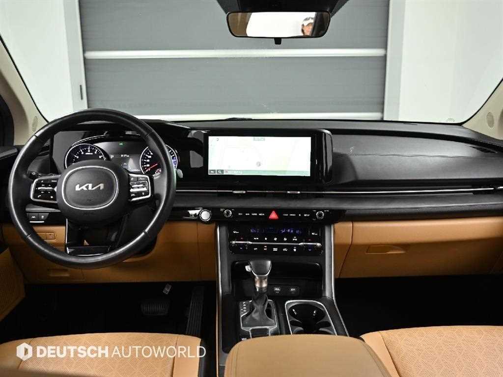 Kia Carnival — photo 07