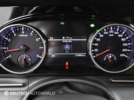 Kia Carnival — photo 08